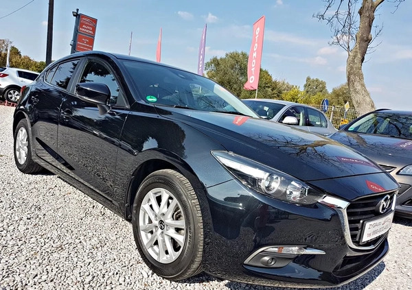 Mazda 3 cena 63900 przebieg: 80000, rok produkcji 2018 z Różan małe 781